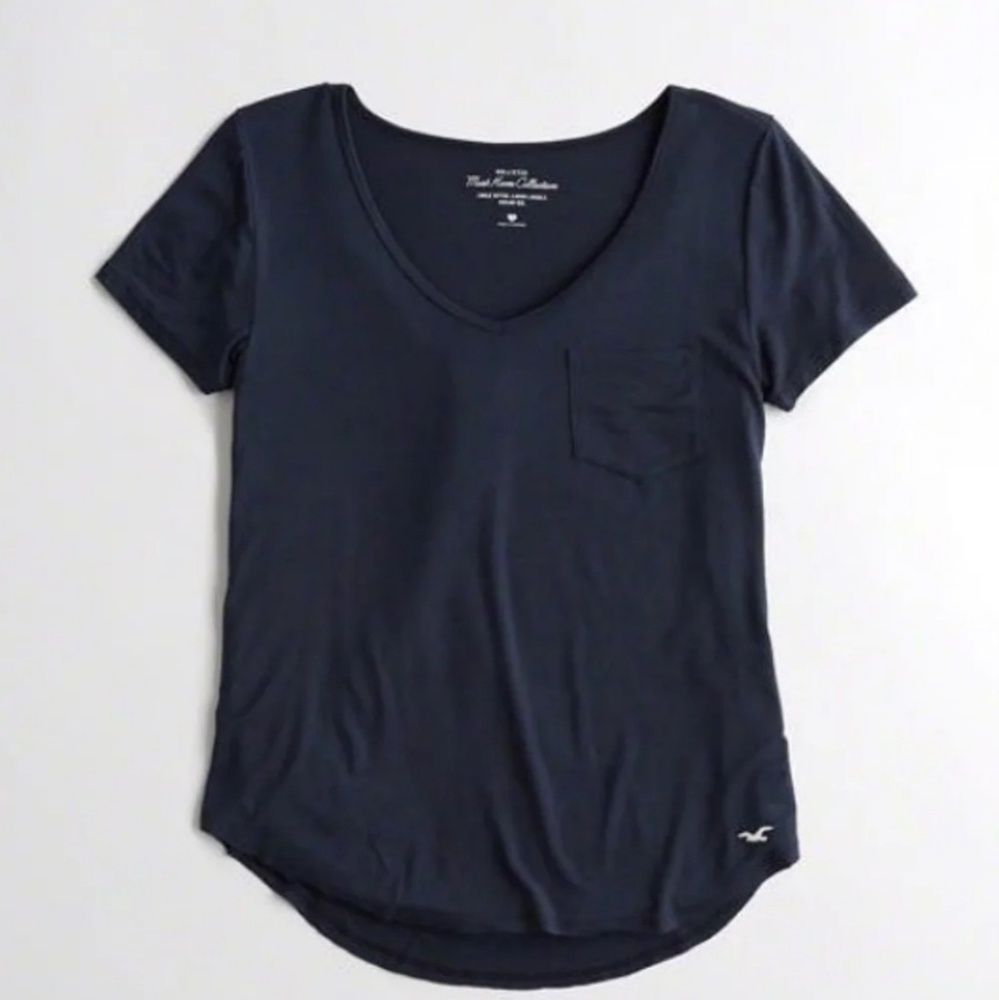 Hollister must have easy t-shirt